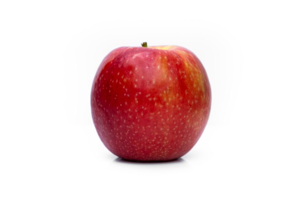 A single red apple representing the value of 5